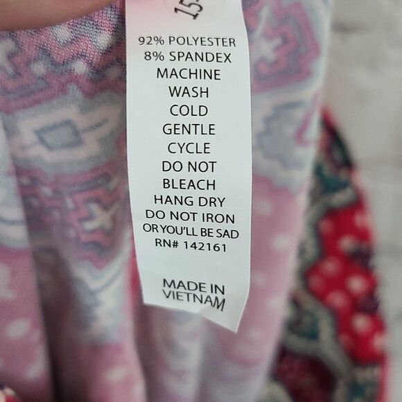 LuLaRoe One Size (2-10) So Soft Legging Disney Minnie Mouse Red Mosaic Tile Pant - Picture 5 of 6